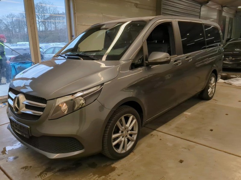 Mercedes-Benz V-class