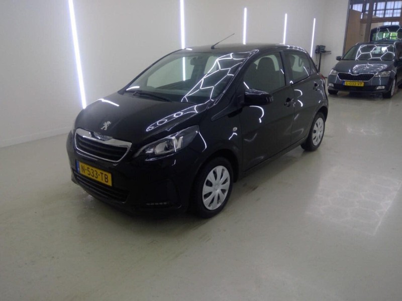 Car photo