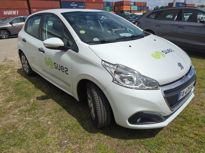Car photo