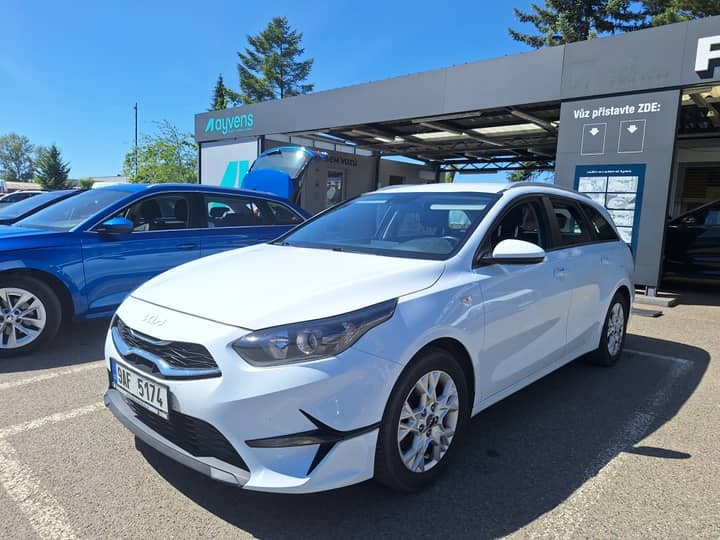 Car photo