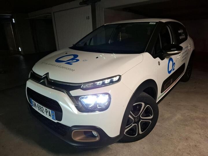 Car photo