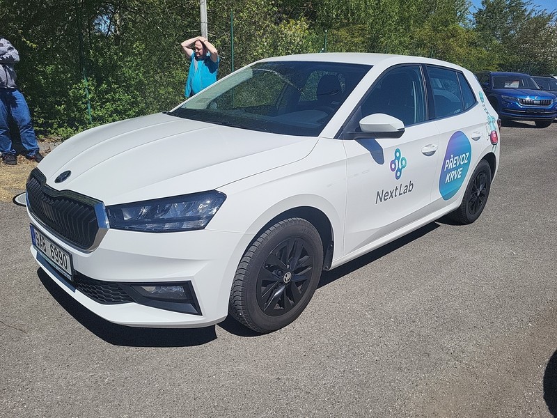 Car photo